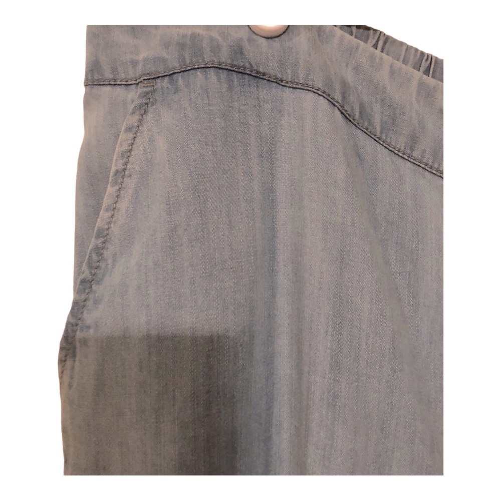 Chico's Gray Ankle & Cropped Pants